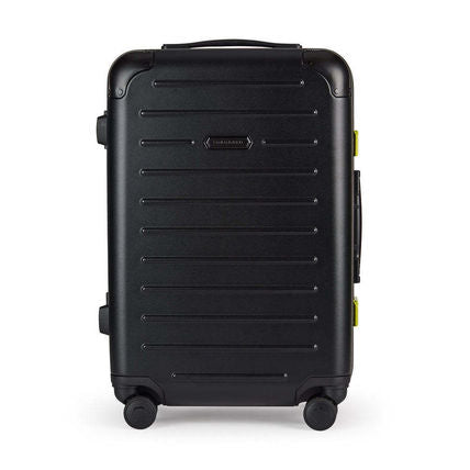 Mala SOLGAARD - Carry-On Closet®