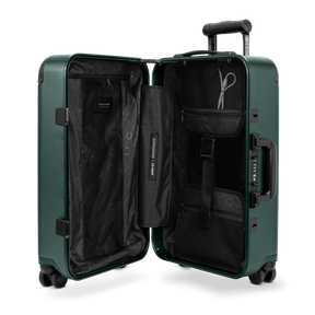 Mala SOLGAARD - Carry-On Closet®