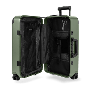 Mala SOLGAARD - Carry-On Closet®