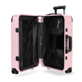 Mala SOLGAARD - Carry-On Closet®