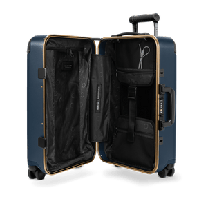 Mala SOLGAARD - Carry-On Closet®